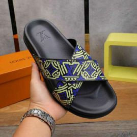 Picture of LV Slippers _SKU516975378261942